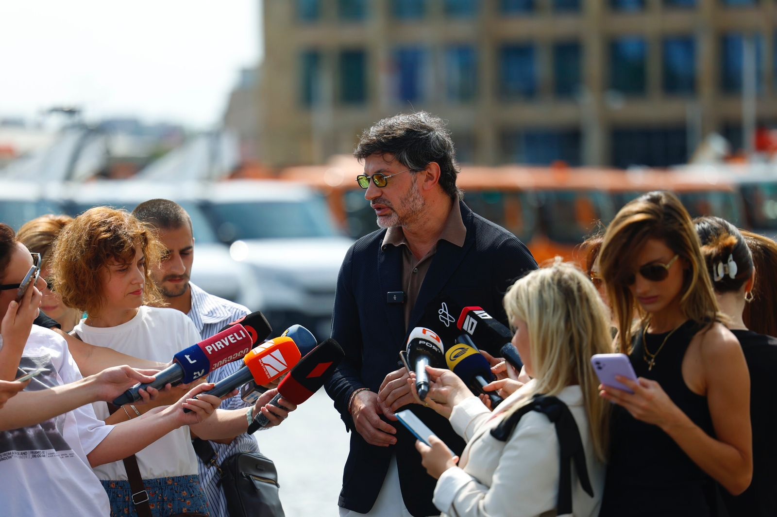 Frontnews - Similar news image