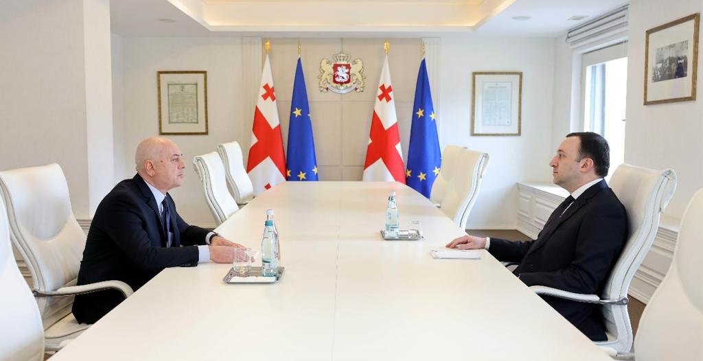 Frontnews - Similar news image