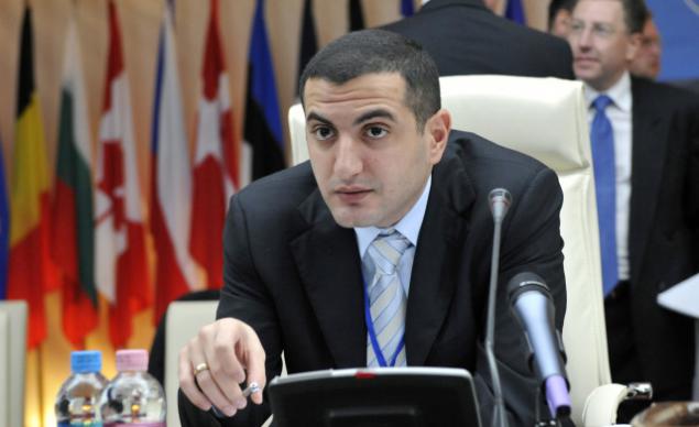 Court orders ex-defence minister to pay 5 mln euros to body