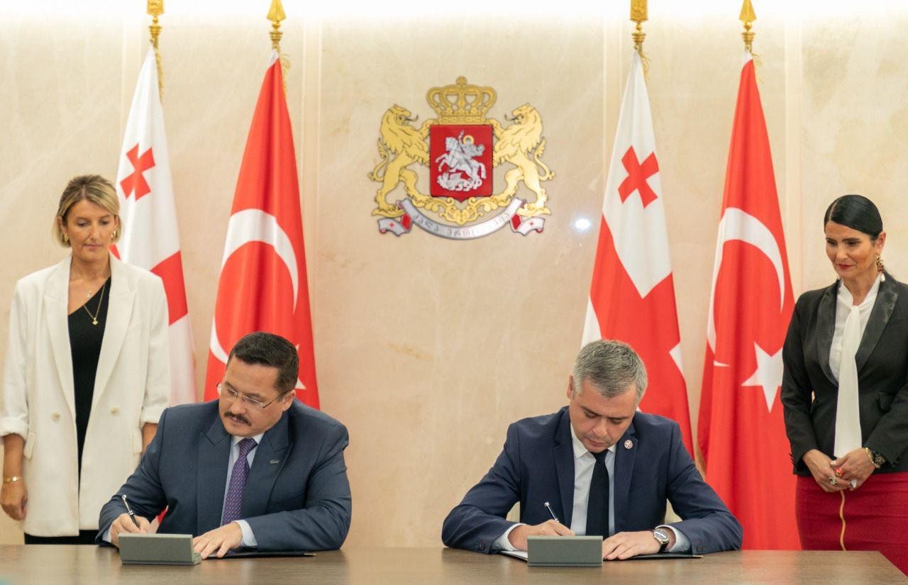 Georgia to receive NATO-standard armored personnel carriers from Turkey
