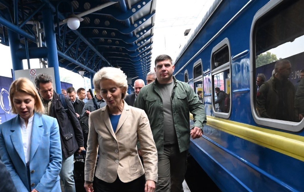 Frontnews - Similar news image