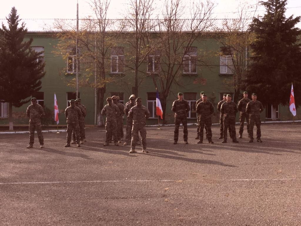 Frontnews - Similar news image