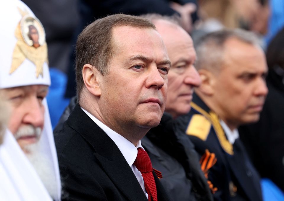 Medvedev: any NATO encroachment on Crimea may lead to WWIII