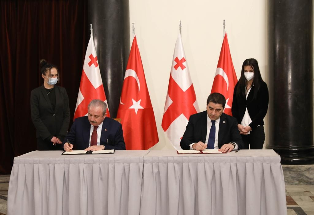 Frontnews - Similar news image