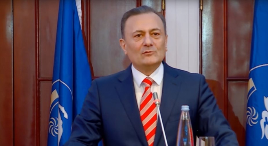 შალვა ნათელაშვილი – ეს გერმანელი ევროპარლამენტარი, ვისი დავალებით და რა უფლებამოსილებით აკვარახჭინებს ქართულ პოლიტიკურ კრიზისს