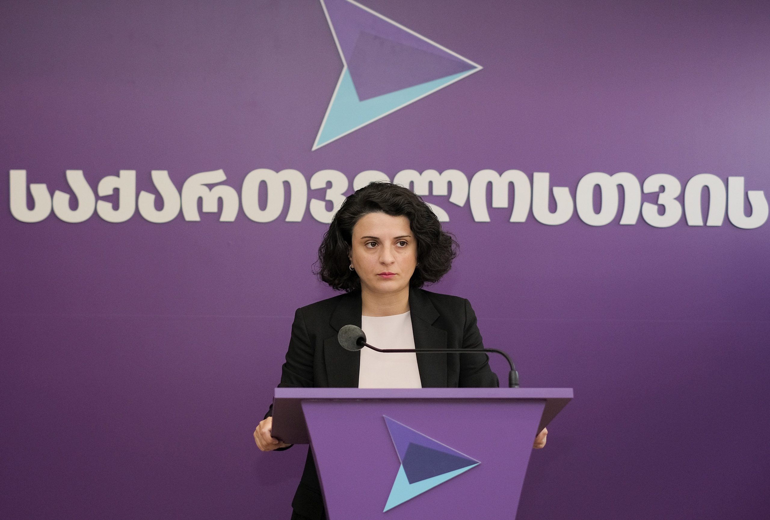 Frontnews - Similar news image