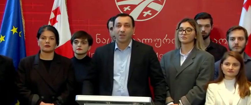 Part of UNM opposition members call for setting date for intra-party elections