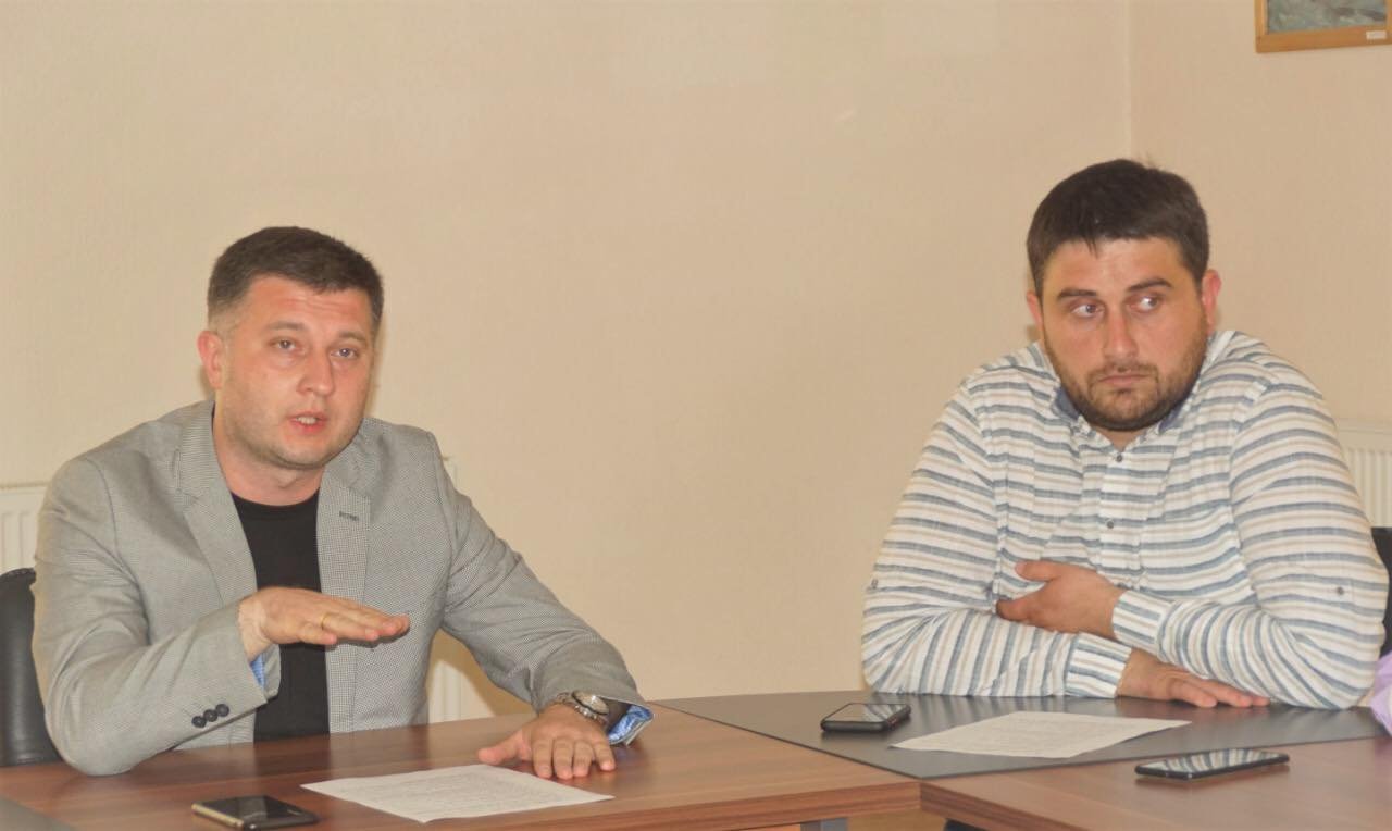 Frontnews - Similar news image