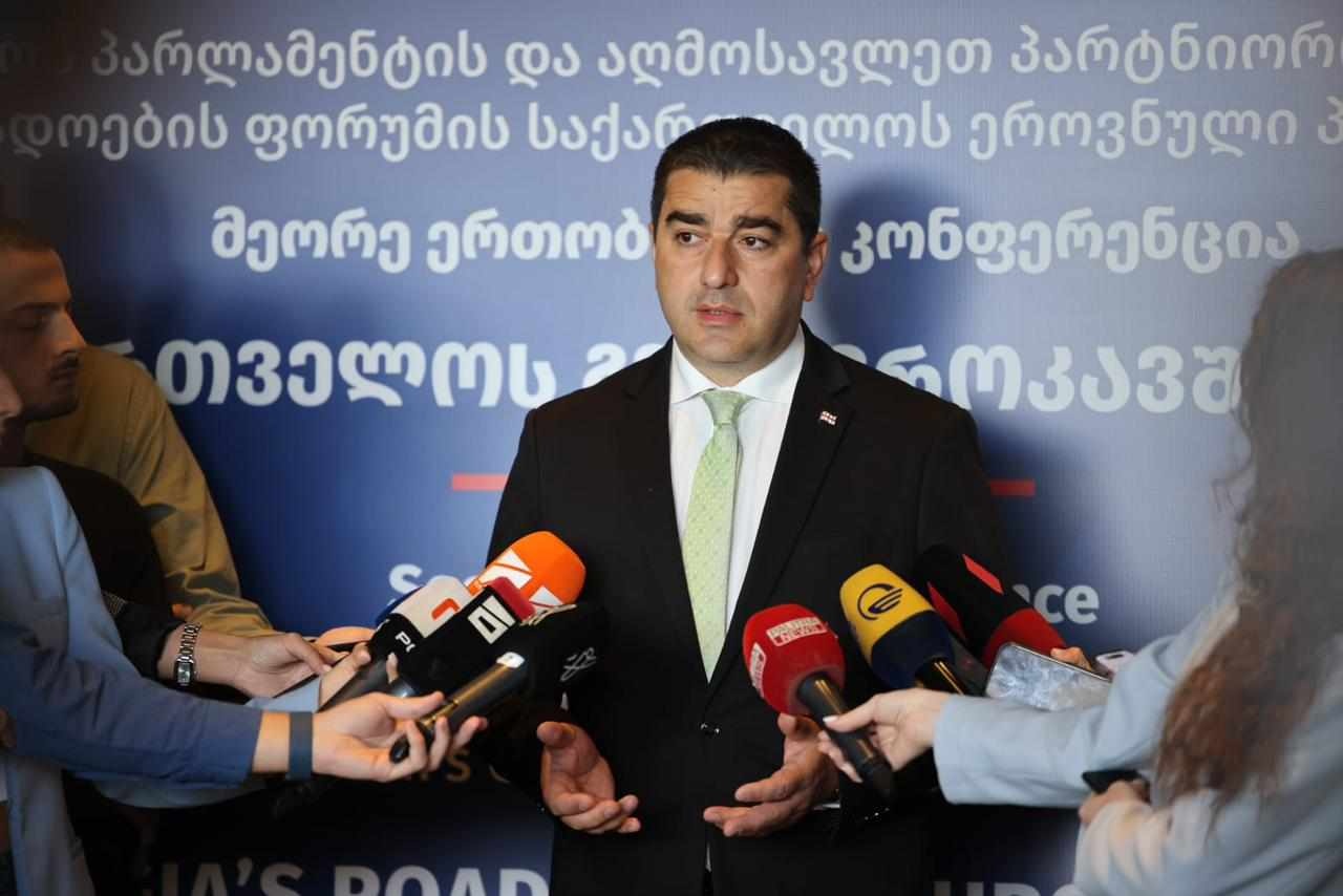 Frontnews - Similar news image