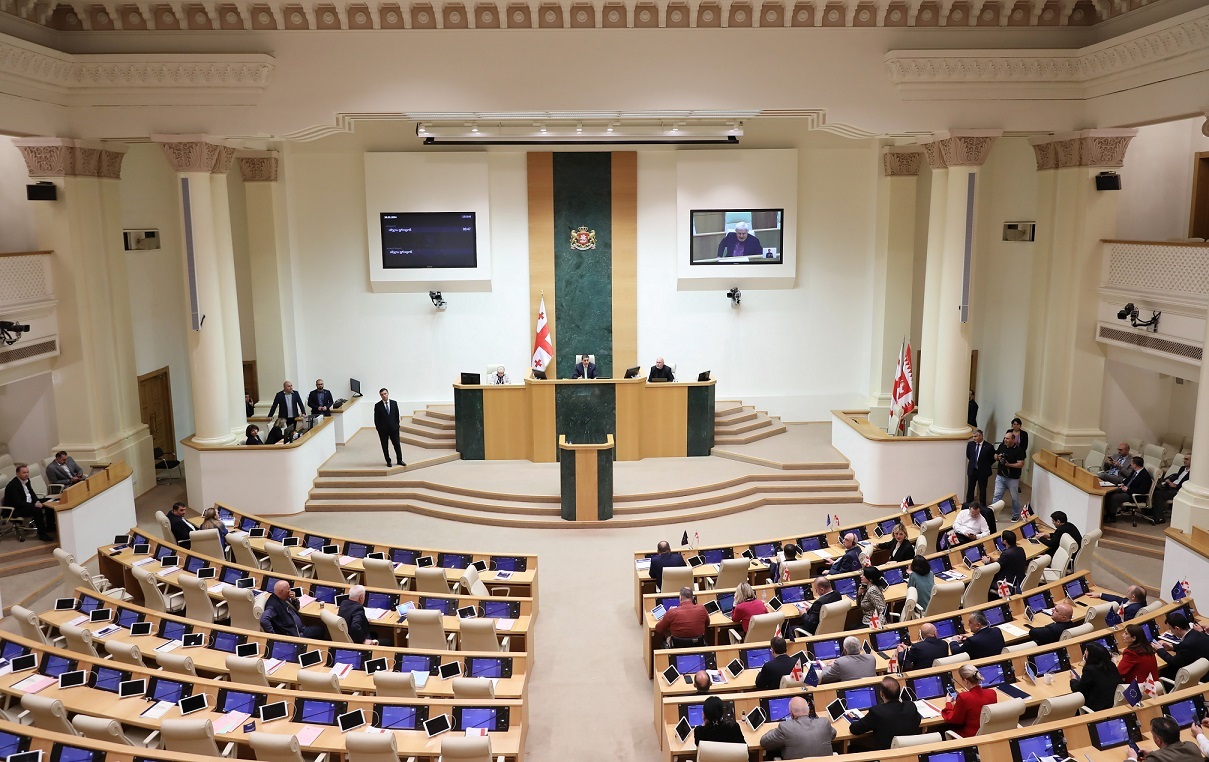Frontnews - Similar news image