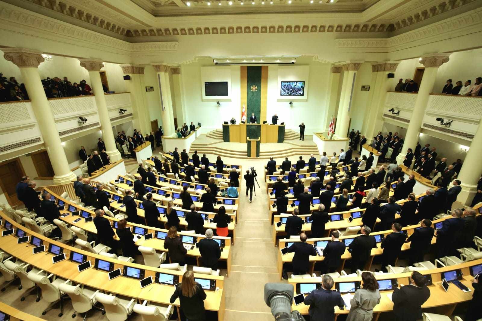 Frontnews - Similar news image