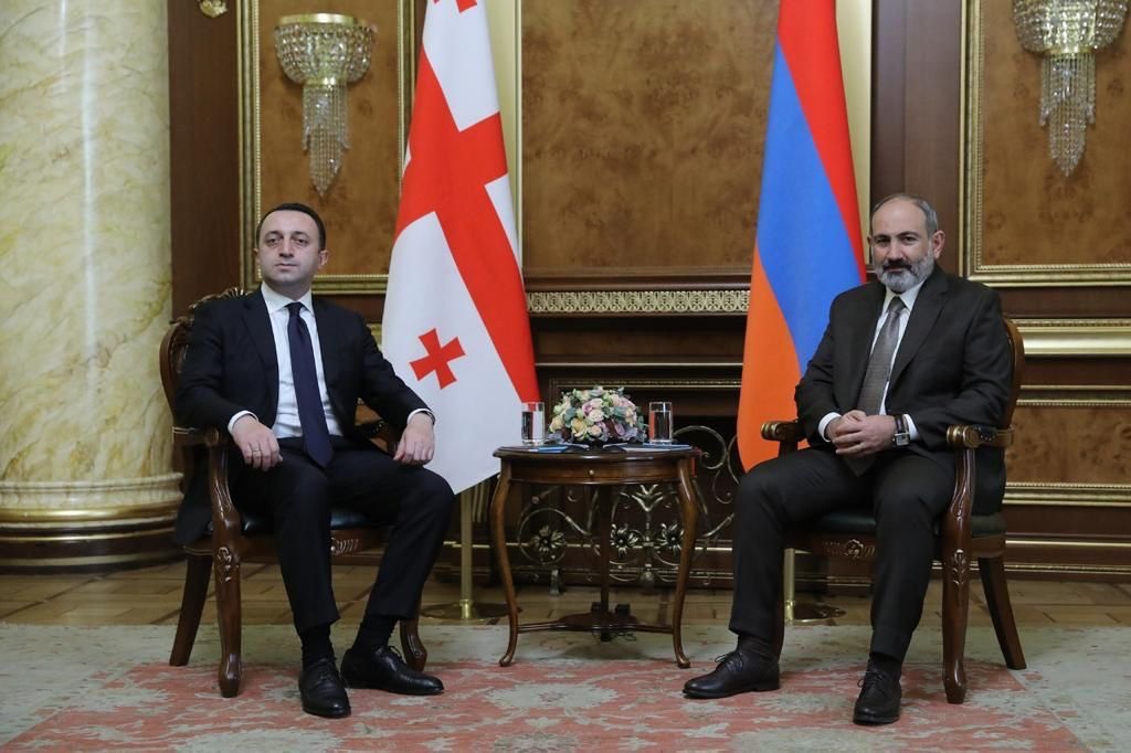Frontnews - Similar news image