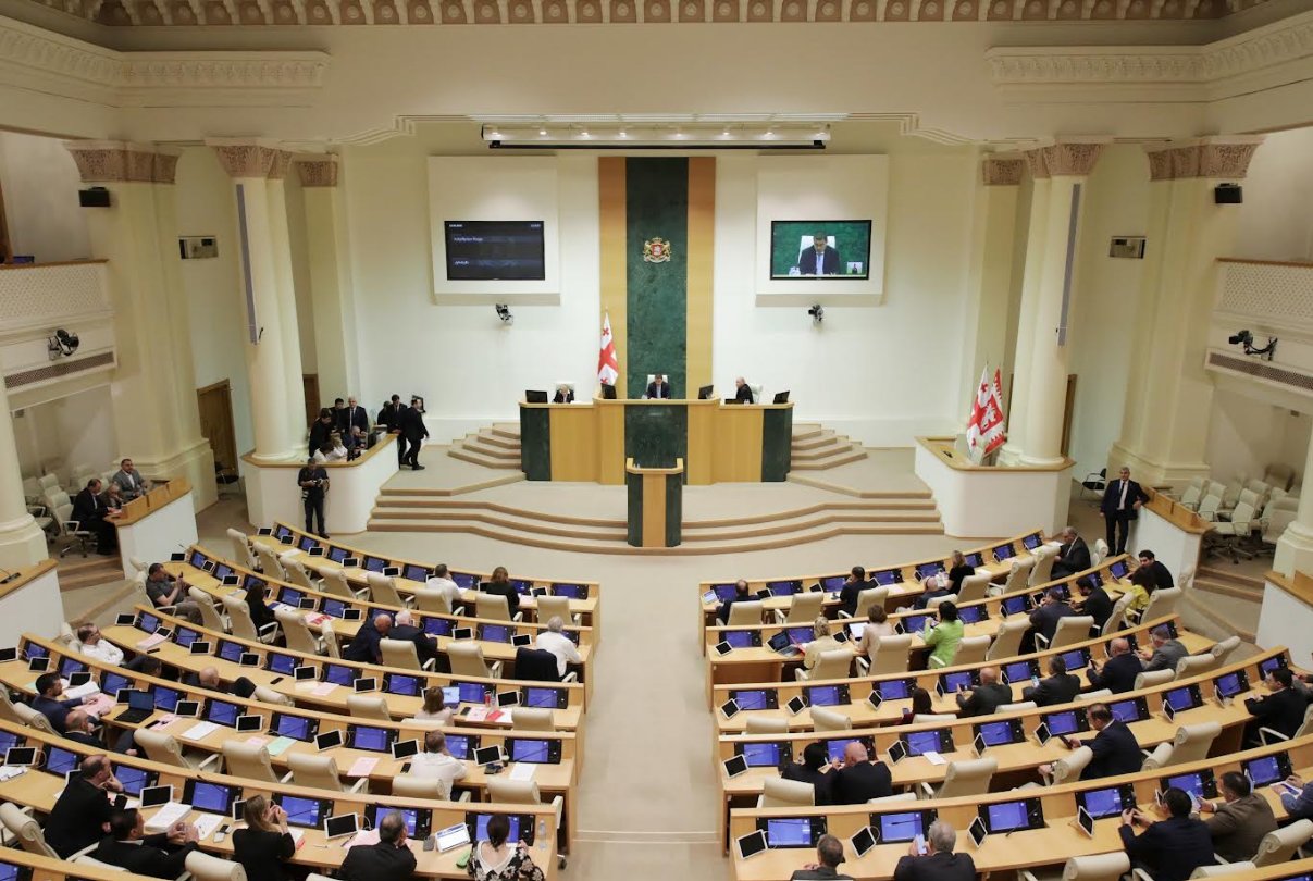 Frontnews - Similar news image