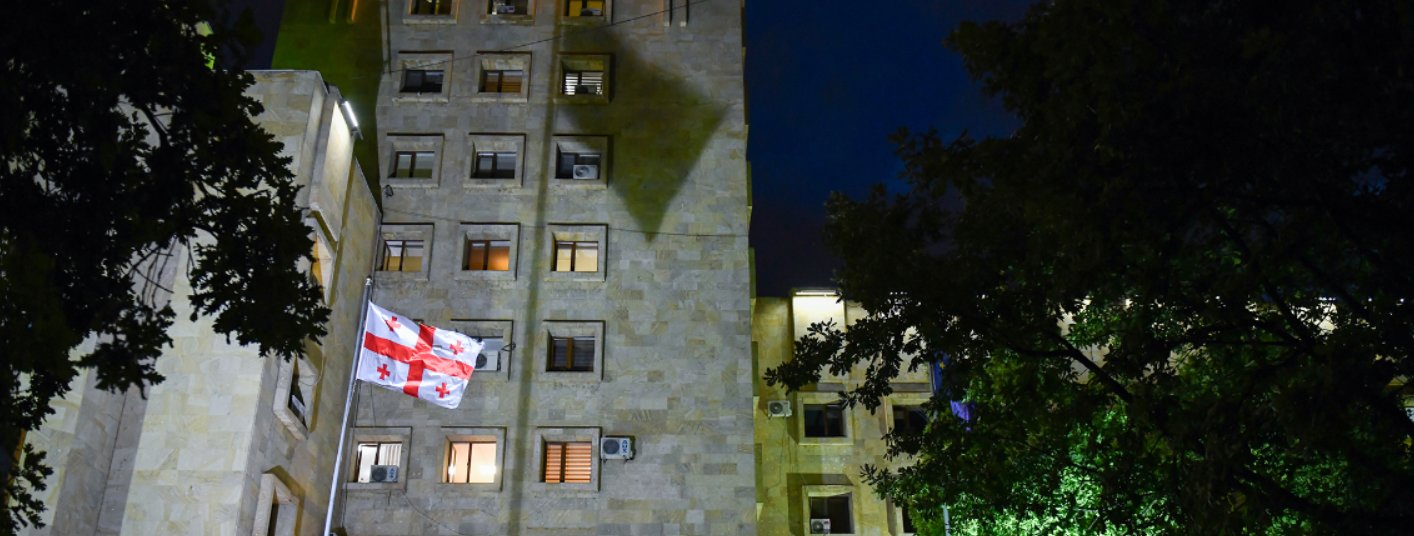 Frontnews - Similar news image