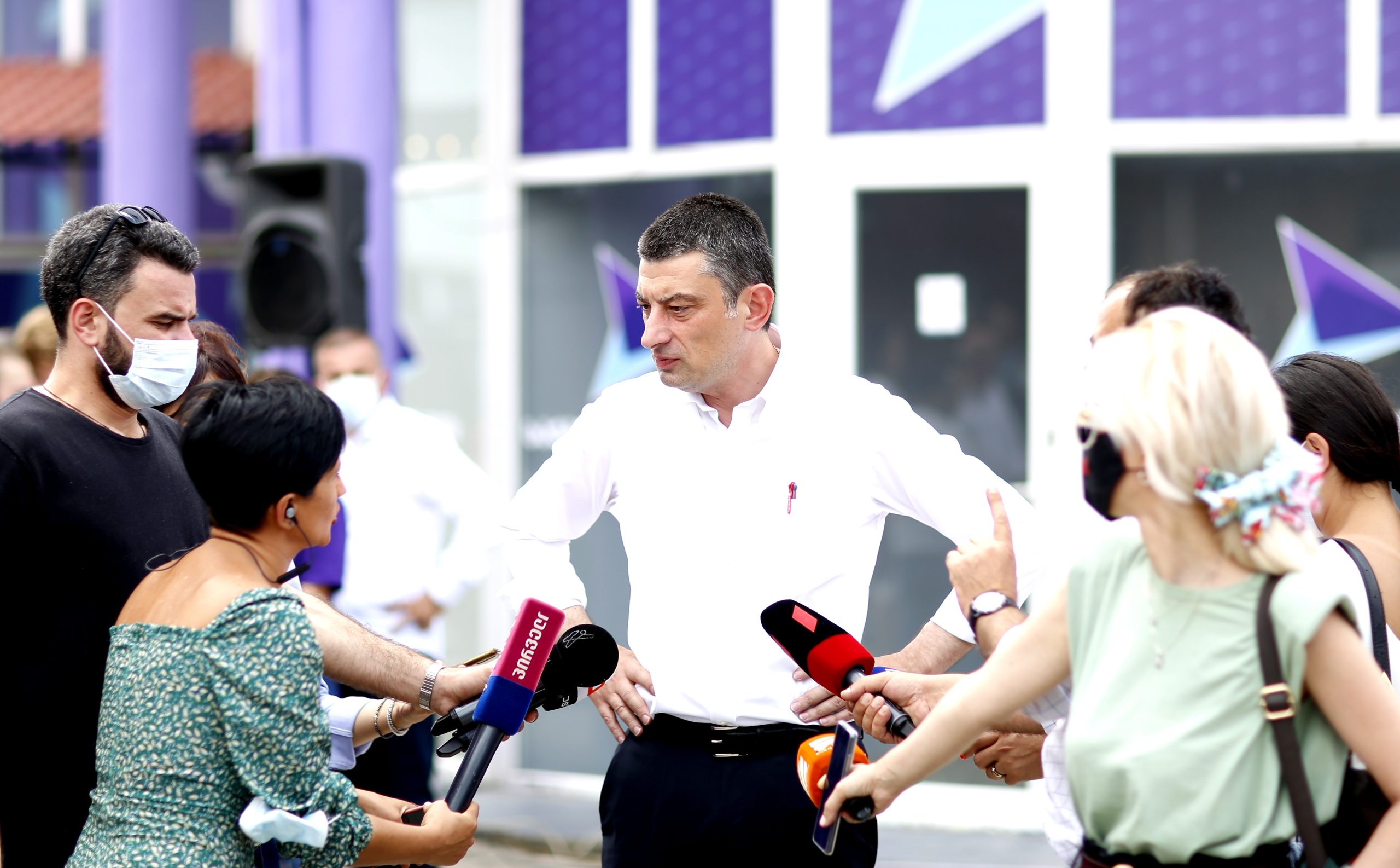 Frontnews - Similar news image