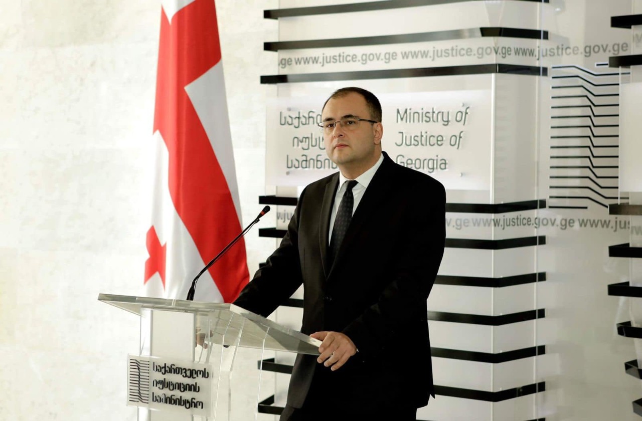 Frontnews - Similar news image