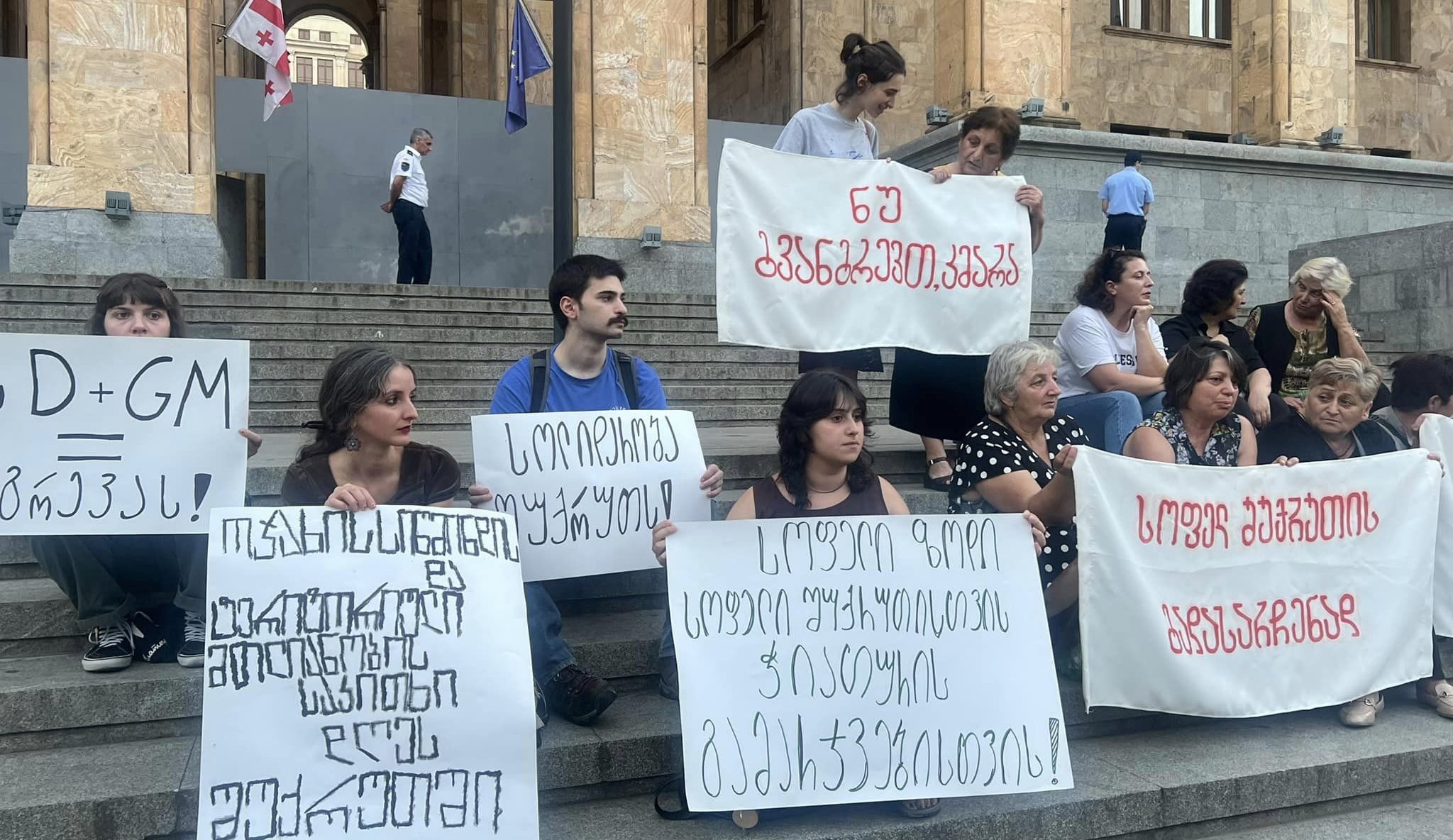 Shukruti residents’ hunger strike reaches 23rd day as protest moves to Parliament