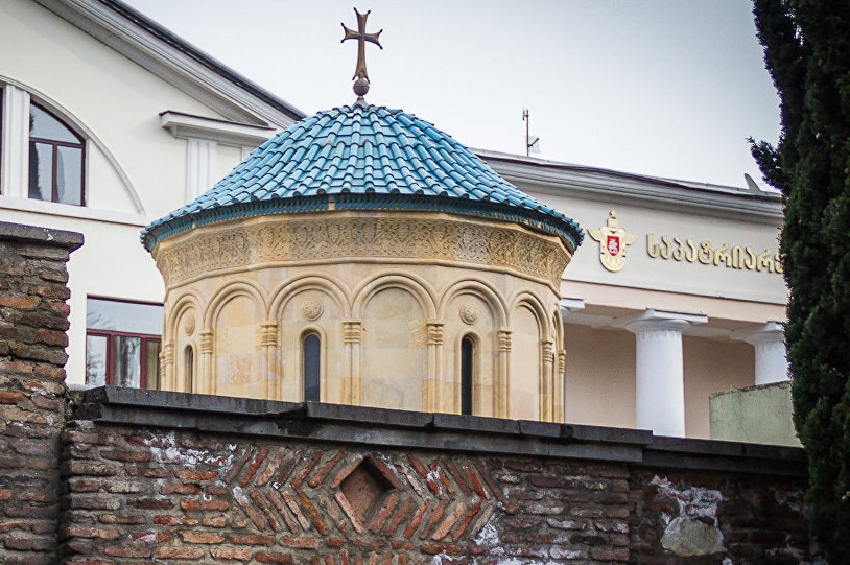 Georgian Patriarchate unhappy as leader of Russian church congratulates de facto Tskhinvali president on victory