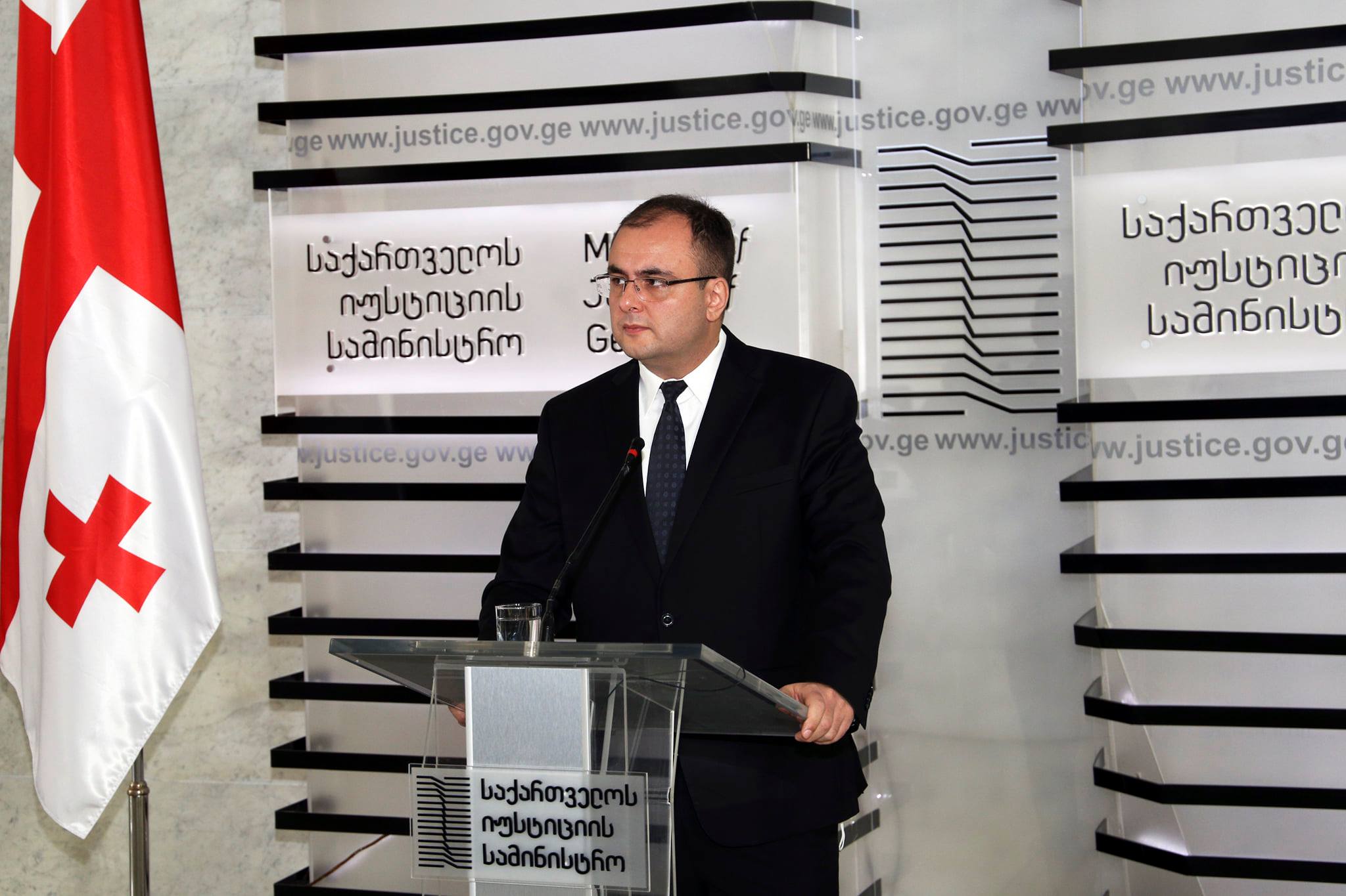 Frontnews - Similar news image