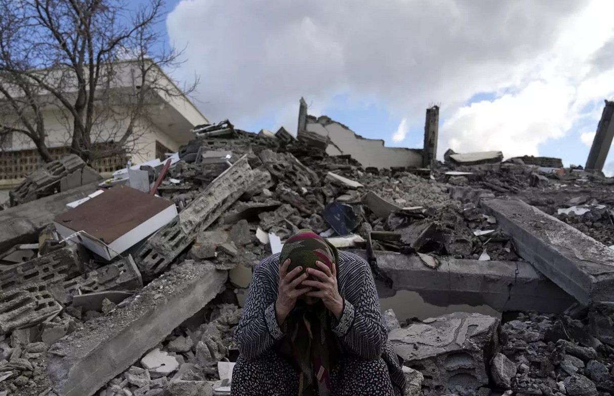 Quake kills at least 6,234 in Turkey, 2,470 in Syria
