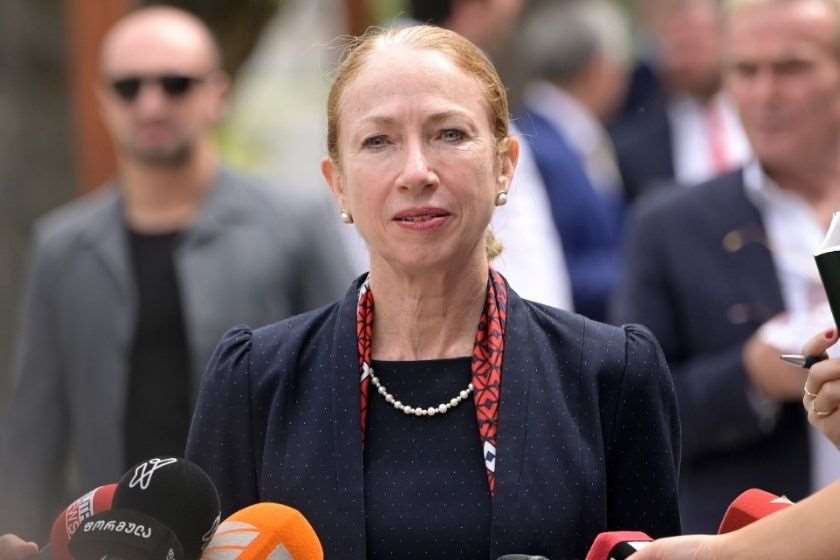 Frontnews - Similar news image