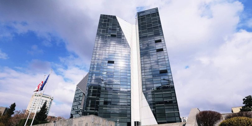 Frontnews - Similar news image