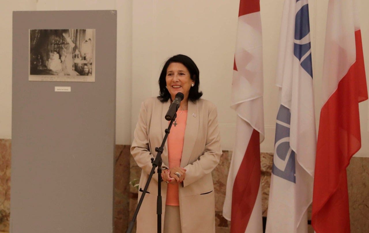 სალომე ზურაბიშვილი ეუთო-ს წევრი ქვეყნების ქალ ელჩებს შეხვდა