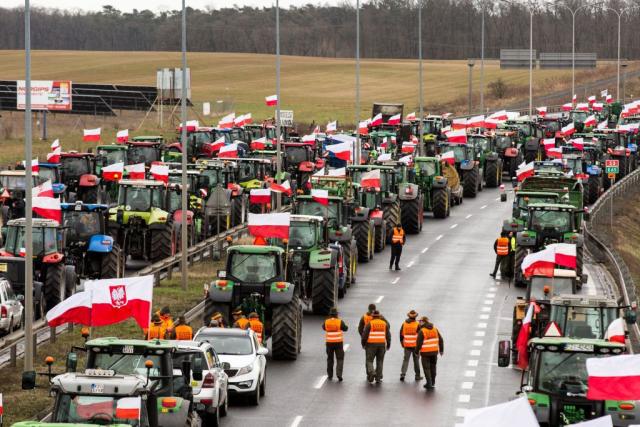 Poland seeks green deal exemption through talks with EU – media