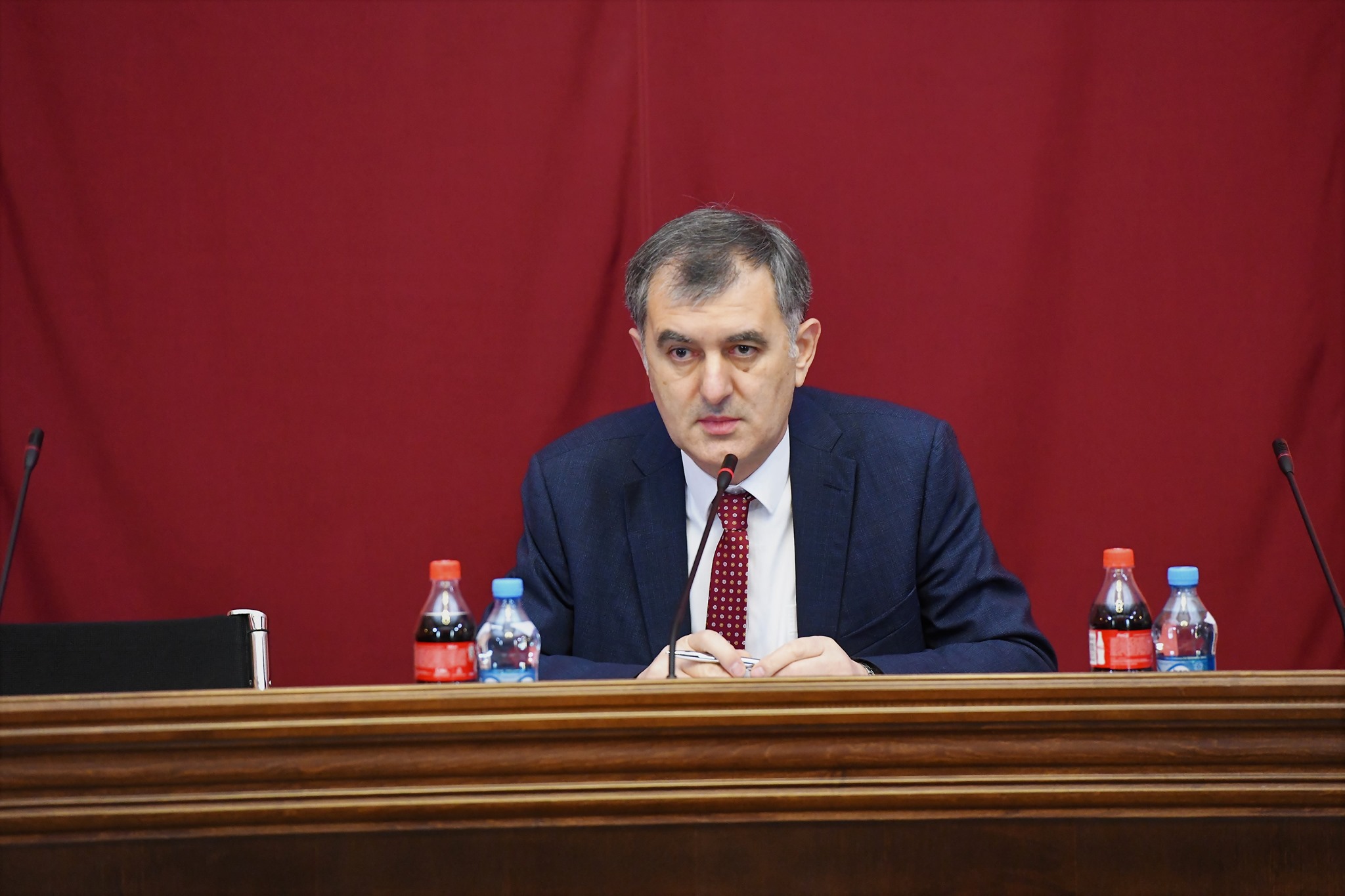 სოზარ სუბარი – გადააყენეთ მთავრობა, თუ ჯერ ვერა?