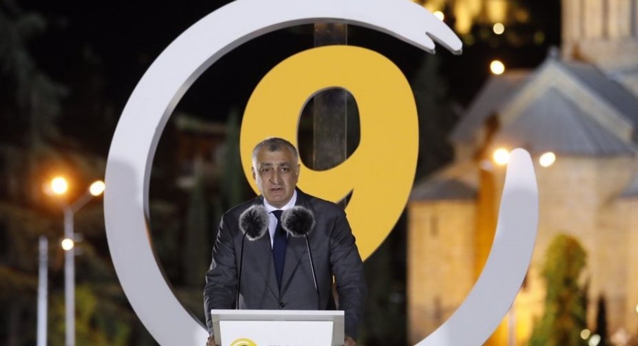 მამუკა ხაზარაძე – ვერ გრძნობენ, რომ დღეს გაცილებით დიდ უბედურებაში ვართ