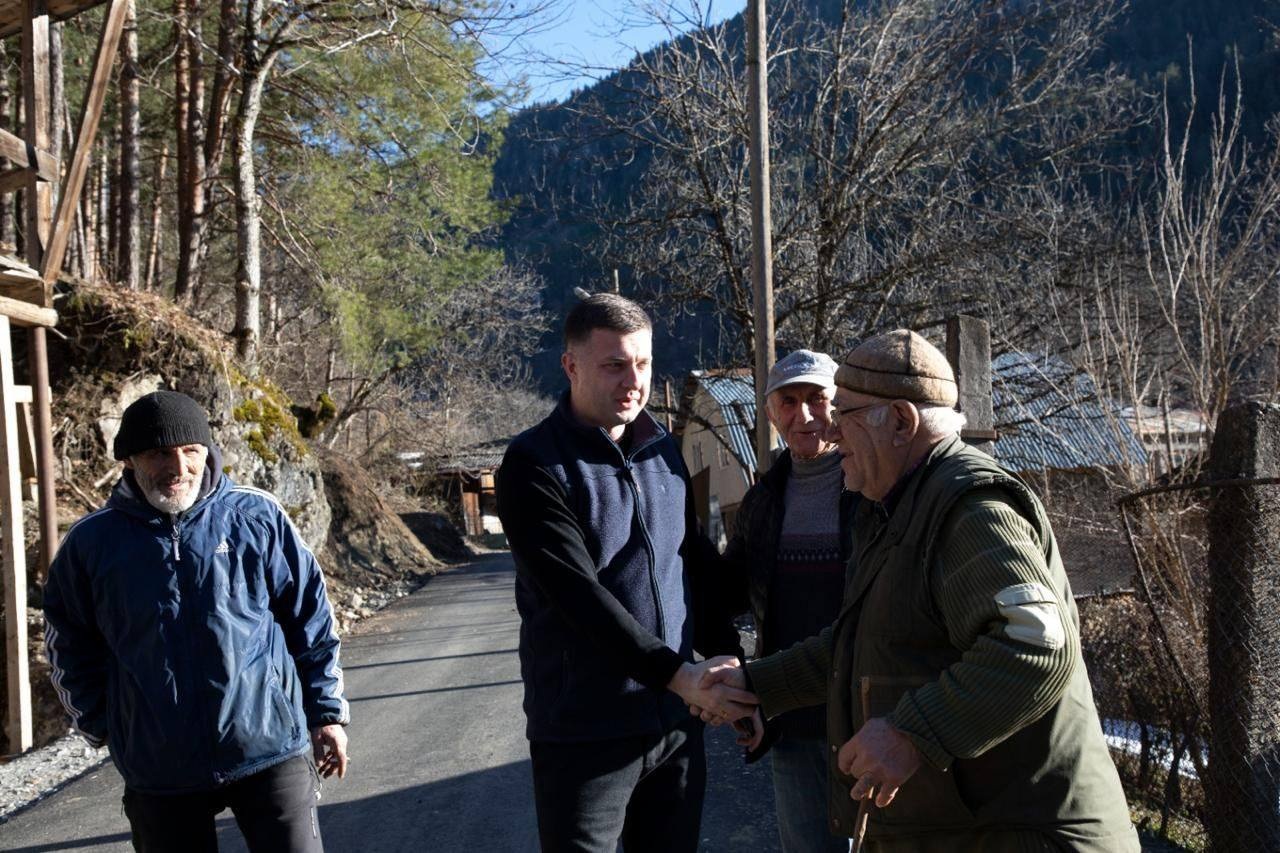 Frontnews - Similar news image