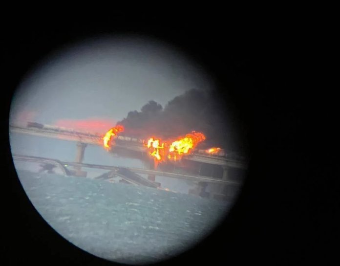 Frontnews - Similar news image