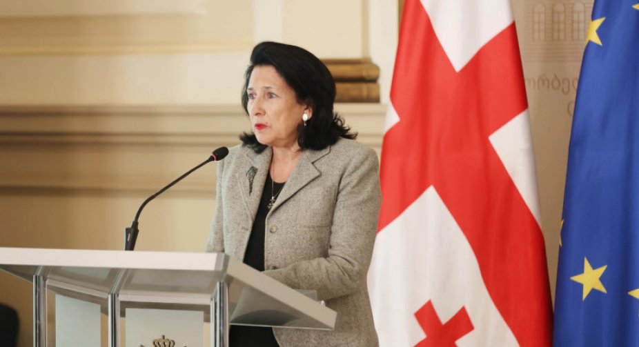 President signs decree on appointing new PM