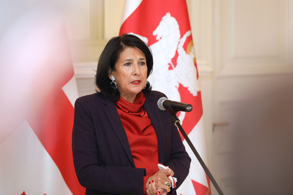 Frontnews - Similar news image