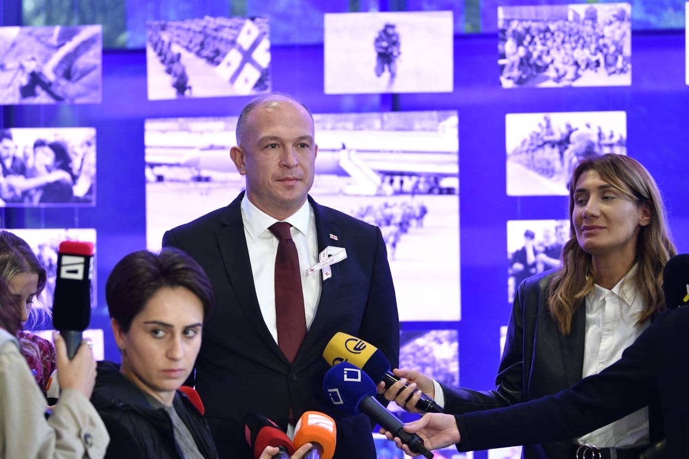 Frontnews - Similar news image