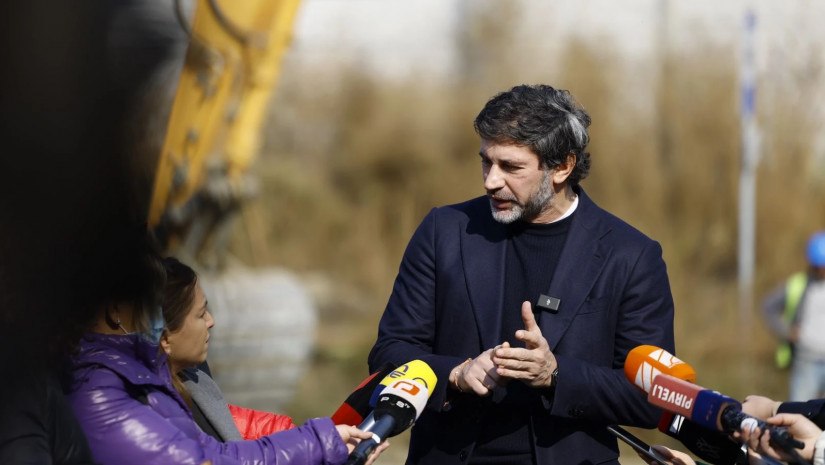 Frontnews - Similar news image