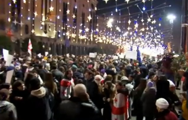 Protests continue outside Georgian Parliament, demonstrators block Rustaveli Avenue