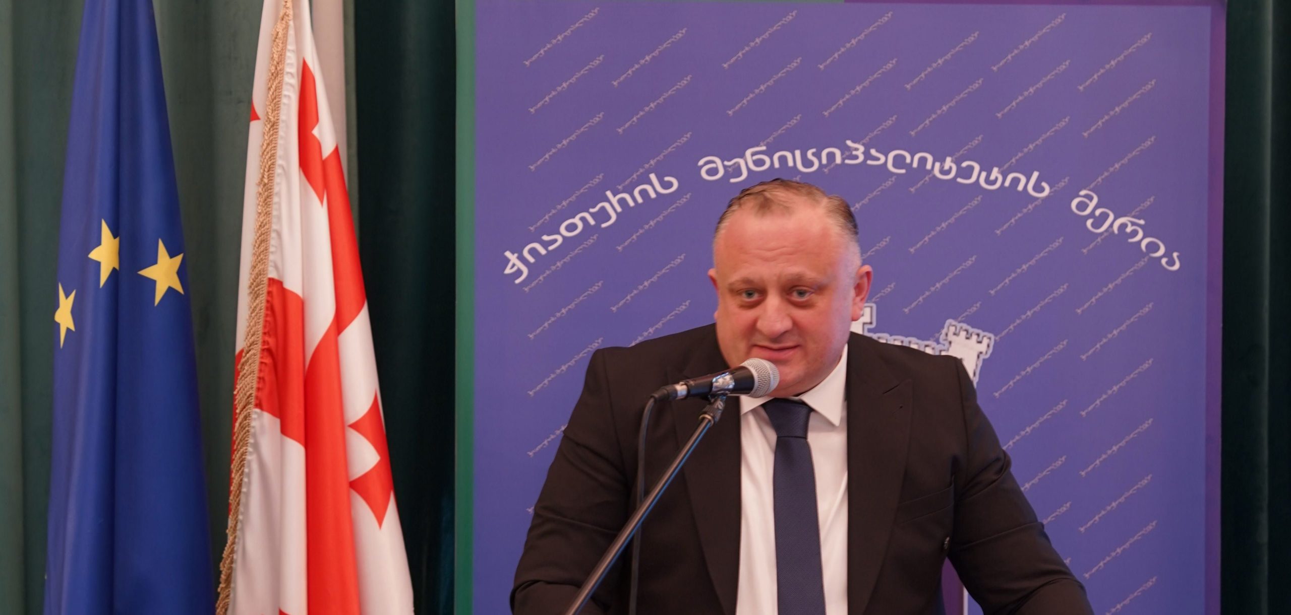 Frontnews - Similar news image