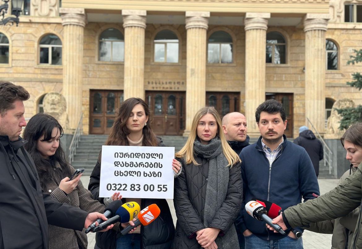 Frontnews - Similar news image