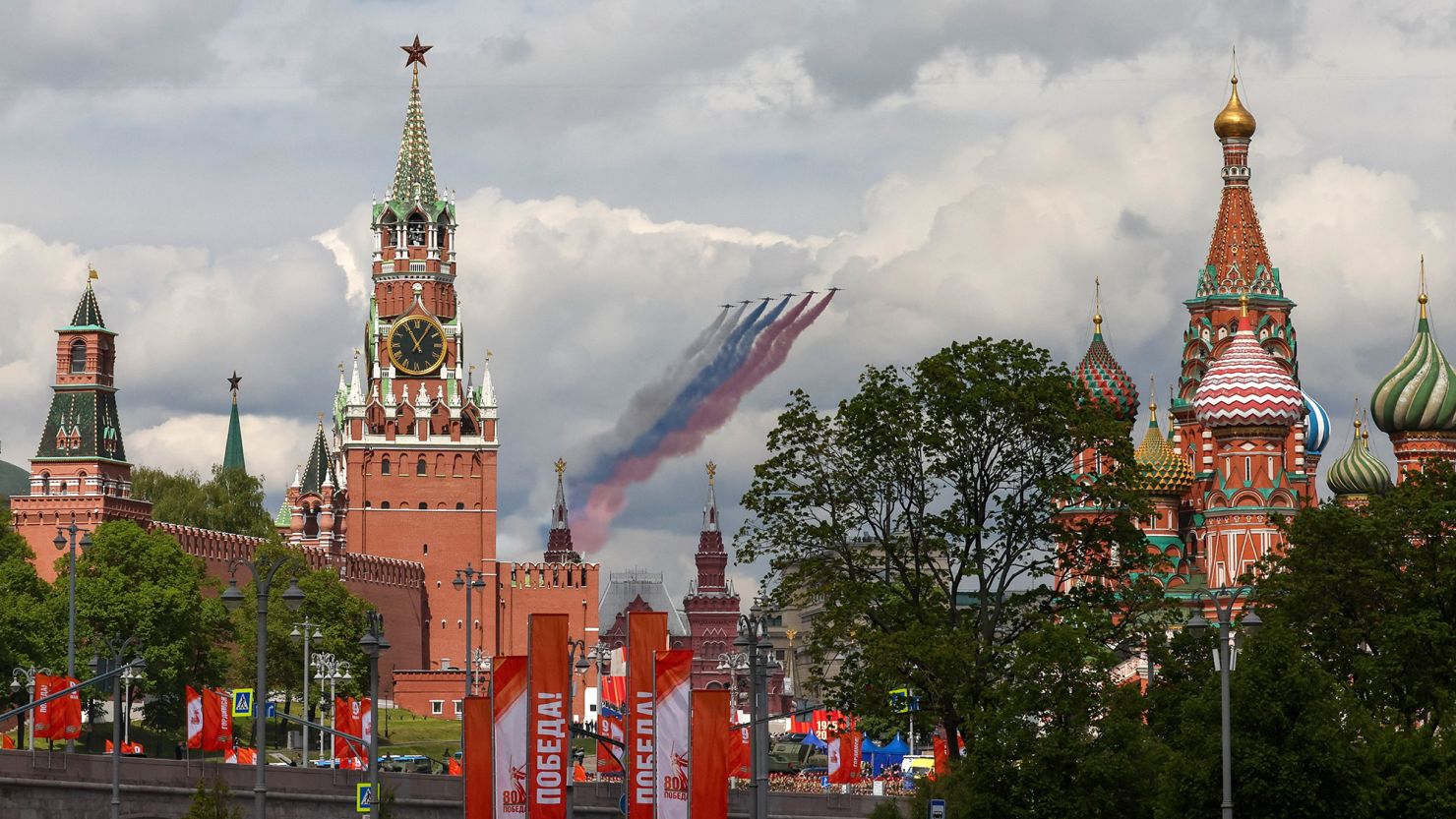 De facto leaders of occupied Abkhazia and South Ossetia arrive in Moscow for Victory Day