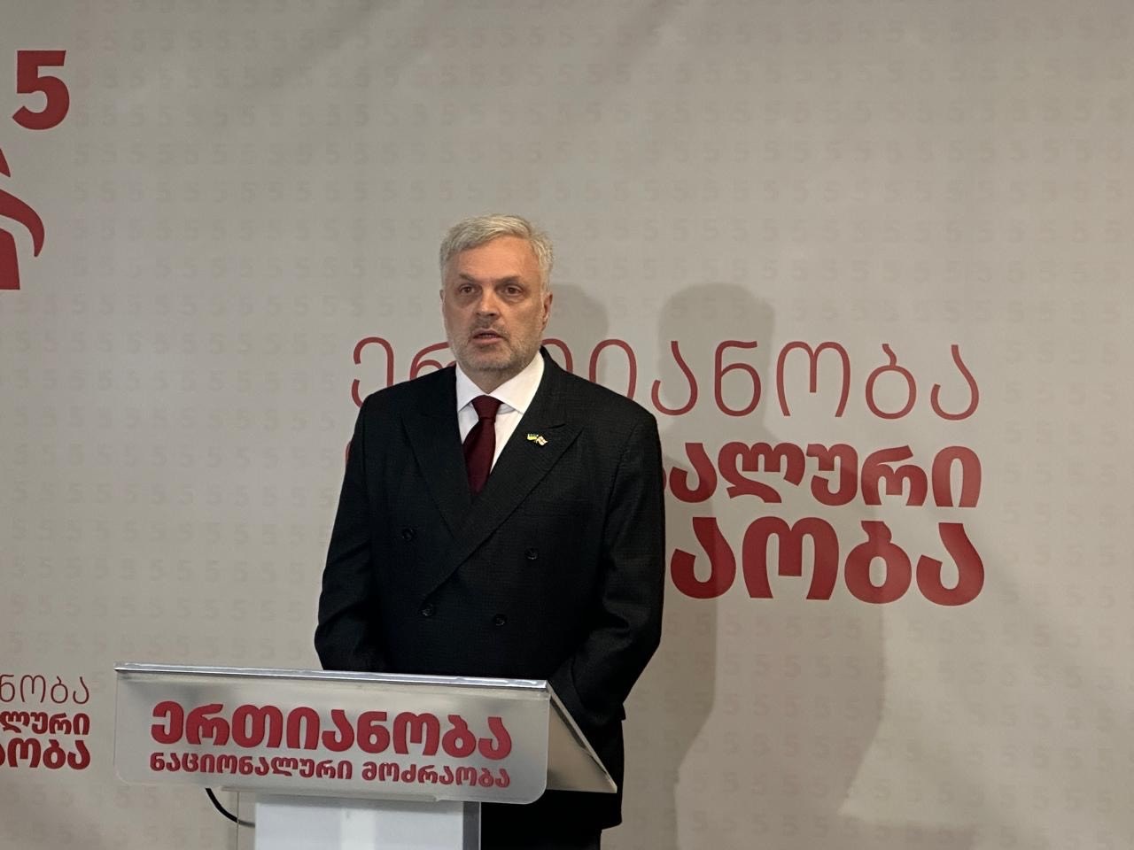 Opposition leader urges focus on concrete actions amid ‘internal divisions’