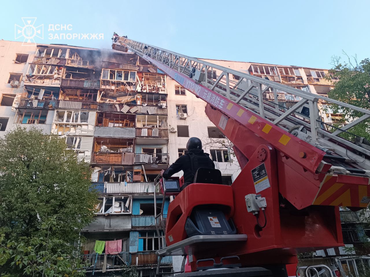 <p style="text-align: justify">On the night of September 28, Russia launched nearly 500 attack drones and more than 40 missiles, including Kinzhal hypersonic missiles, against Ukraine, President <strong>Volodymyr Zelenskyy</strong> said on Sunday.</p><p style="text-align: justify">“Russia’s massive assault on Ukraine lasted for more than 12 hours. Brutal strikes, deliberate and targeted terror against ordinary cities – nearly 500 drones and over 40 missiles, including Kinzhal missiles,” Zelenskyy stated.</p><p style="text-align: justify">He added the main targets of the attack were the Ukrainian capital city of Kyiv and the surrounding region, as well as Zaporizhzhia, Khmelnytskyi, Sumy, and Odesa oblasts.</p><p style="text-align: justify">“The strikes hit a bread factory, a tire manufacturing plant, private and apartment buildings, and civilian infrastructure. This treacherous attack took place practically at the end of the UN General Assembly week, and this is how Russia demonstrates its true position. Moscow seeks to prolong war and killings and deserves nothing but maximum pressure from the world. We will continue our counterstrikes to deprive Russia of revenues and force diplomacy,” the Ukrainian President said.</p><p style="text-align: justify">Russian forces attacked Kyiv, Kyiv region, Zaporizhzhia, Khmelnytskyi, Sumy, and Odesa oblasts overnight. In Kyiv, four people were killed, including a 12-year-old child, while 13 others were injured. Across Ukraine, at least 40 people were wounded, among them children.</p>
