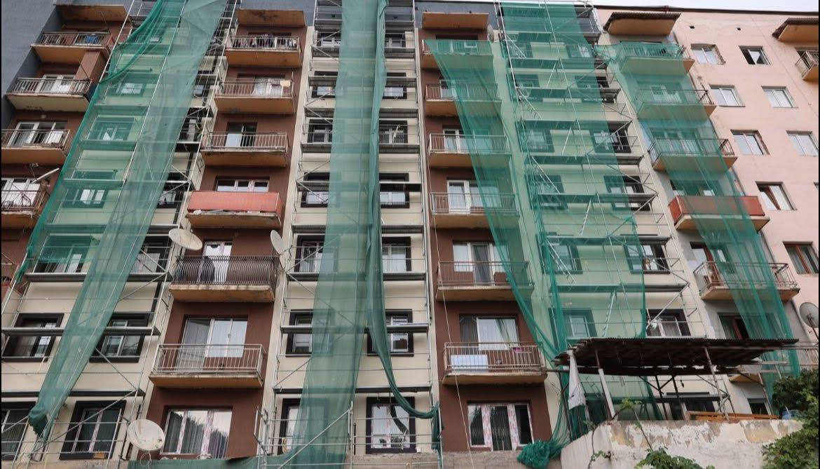 სახელმწიფო რწმუნებულმა სამცხე-ჯავახეთის მხარეში ბორჯომში მიმდინარე ინფრასტრუქტურული პროექტები დაათვალიერა