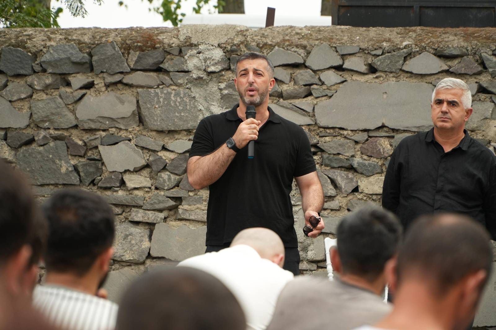 ჯეიჰუნ მუჰამედალი - სუსის მიერ შექმნილი თაღლითური პარტია ცდილობს ხალხის შეცდომაში შეყვანას, ნუ მიიღებთ მონაწილეობას რუსულ სპეცოპერაციაში