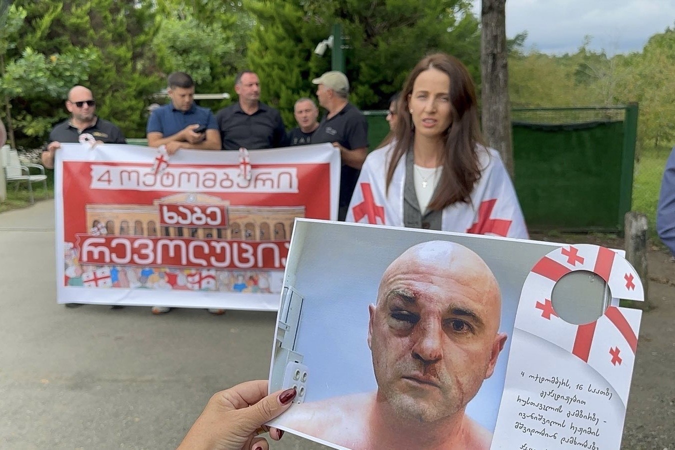 თათია ნიკოლაშვილი - 4 ოქტომბერს ქუდზე კაცი უნდა გავიდეთ  რუსთაველზე და ერთად დავამარცხოთ ივანიშვილი