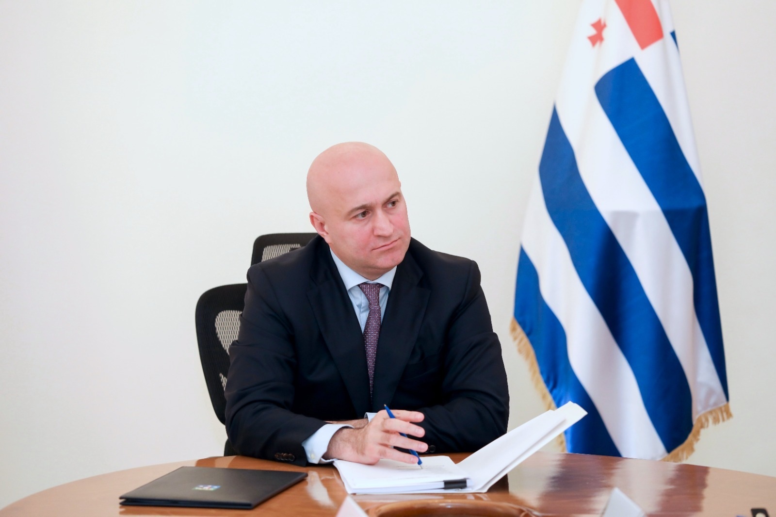 აჭარის მთავრობის სხდომაზე რეგიონის განვითარების პრიორიტეტებზე იმსჯელეს