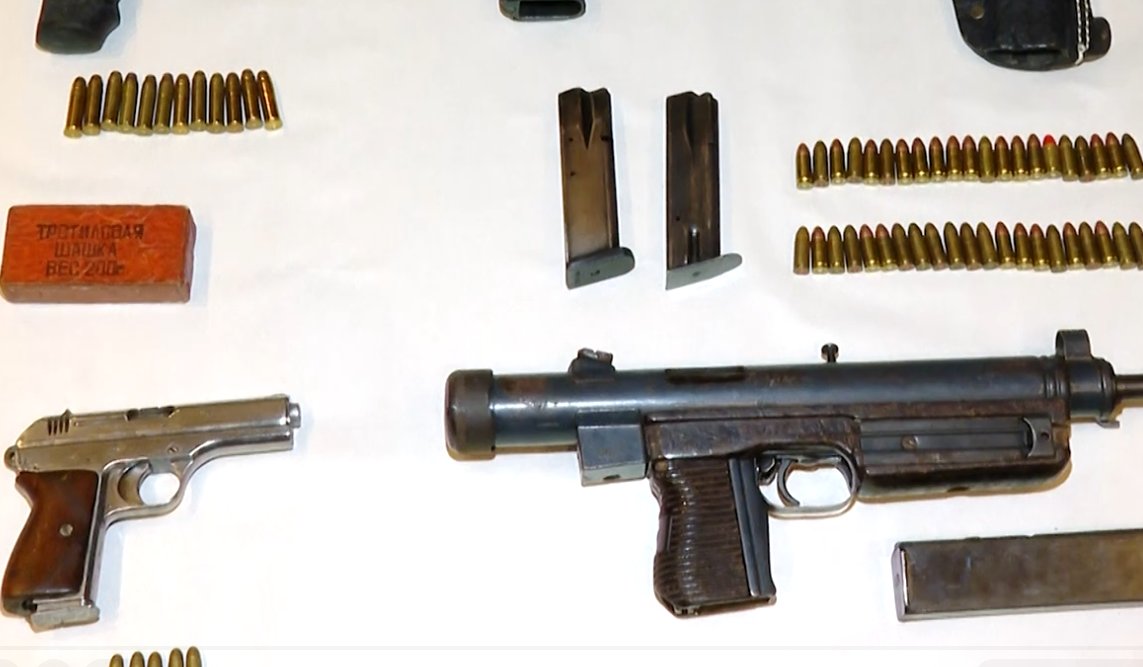 თბილისში ცეცხლსასროლი იარაღისა და საბრძოლო მასალის მართლსაწინააღმდეგო შეძენა-შენახვის ბრალდებით ერთი პირი დააკავეს