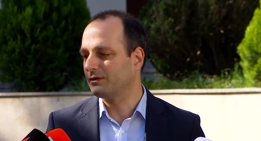 ირაკლი აბესაძე - ხელისუფლება მიზნის მისაღწევად მზად არის, კიდევ ასეულობით ადამიანს შეუქმნას მსგავსი ტიპის პრობლემები