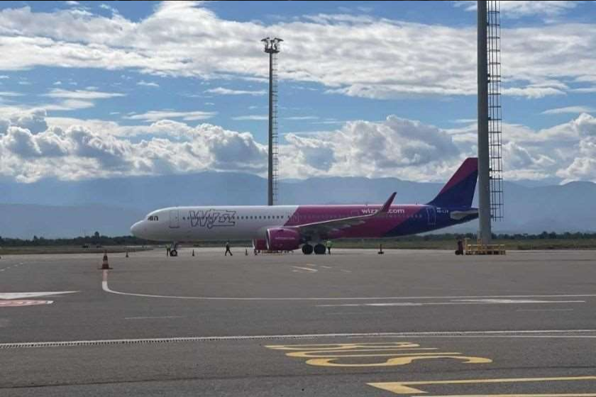 As of today, the low-cost carrier Wizz Air operates from Georgia to 23 destinations, with approximately 72 weekly frequencies