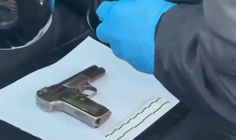 საპატრულო პოლიციამ კახეთში უკანონო ცეცხლსასროლი იარაღი და ნარკოტიკი ამოიღო, დაკავებულია 1 პირი